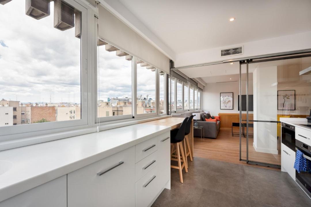 Appartement 2 Bedroom 2 Bathroom Furnished - Salamanca - Bright & Stylish - Mintystay *